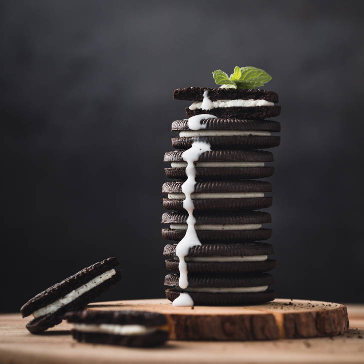 Chocolate Vanilla Sandwich Cookie